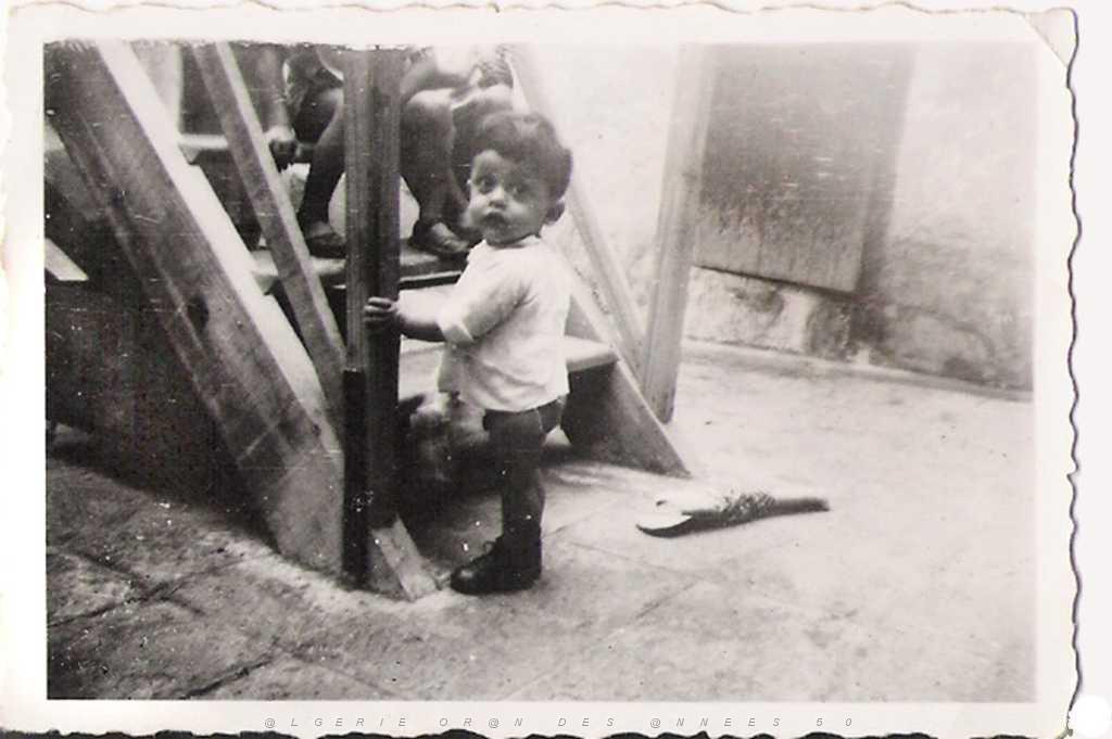 FRANCIS A 2 ANS.JPG